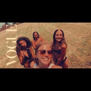 Meet your Posher, Danica